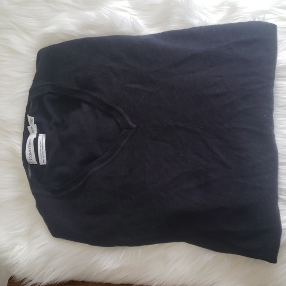 Calvin Klein Wool V Neck Sweater - Picture 4 of 6